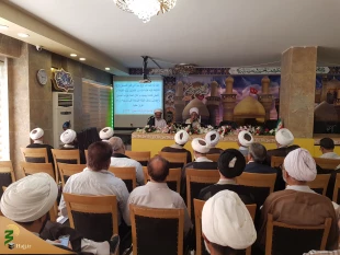 زیارت امام حسین درعرفه برابر یک میلیون حج وعمره مستحبی 

مسئول دفترنمایندگی بعثه مقام معظم رهبری درعراق گفت: زیارت امام حسین را درعرفه برابر یک میلیون حج وعمره با پبامبر وامام عصر عنوان نمود. 3