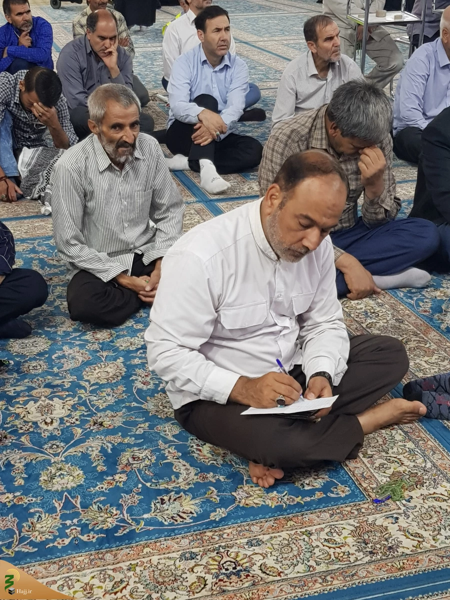 ریسمان محکم الهی همان ولایت اهل بیت(ع)است

خطیب بعثه مقام معظم رهبری در کربلا در جمع زائرین ایرانی در حرم امام حسین(ع)گفت:هرکس دوست دارد به ریسمان محکم الهی چنگ بزند باید به ولایت اهل بیت(ع) چنگ بزند. 2