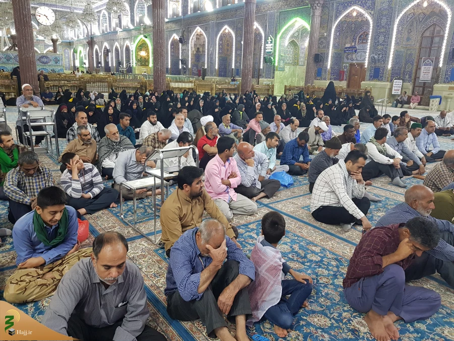 ریسمان محکم الهی همان ولایت اهل بیت(ع)است

خطیب بعثه مقام معظم رهبری در کربلا در جمع زائرین ایرانی در حرم امام حسین(ع)گفت:هرکس دوست دارد به ریسمان محکم الهی چنگ بزند باید به ولایت اهل بیت(ع) چنگ بزند. 2