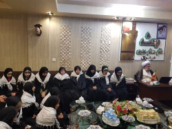 دردیدار اتحادیه انجمن اسلامی دانش آموزان سفیران دوسویه عنوان شدند

مسئول دفترنمایندگی بعثه مقام معظم رهبری درعراق دردیدار اتحادیه انجمن اسلامی دانش آموزان استان یزد آنان را سفیران دوسویه عنوان کرد که از یک سو سفیر جمهوری اسلامی درعراق وازسوی دیگرسفیر حض
