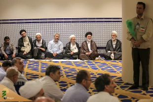 حجت الاسلام راشد یزدی در مراسم سالگرد شهید حججی: شهید حیات دهنده به جامعه است. امثال شهید حججی بودند که این کشور را نجات دادند. 4