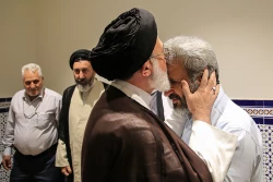 حجت الاسلام راشد یزدی در مراسم سالگرد شهید حججی: شهید حیات دهنده به جامعه است. امثال شهید حججی بودند که این کشور را نجات دادند. 11