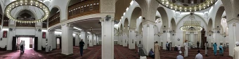 یک مسجد و دو قبله 4