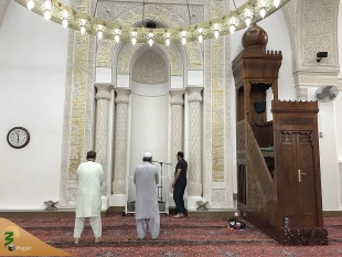 یک مسجد و دو قبله 7