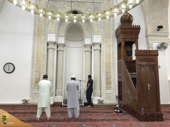 یک مسجد و دو قبله 7