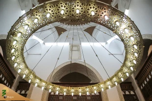 یک مسجد و دو قبله 9