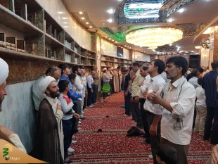 مراسم سخنرانی و مدیحه سرایی در سرداب حرم حضرت عباس علیه‌السلام برگزار شد - گزارش تصویری

مراسم سخنرانی و مدیحه سرایی به همت بعثه مقام معظم رهبری در سرداب حرم حضرت عباس علیه‌السلام و با شرکت انبوه زائران، برگزار شد. 8
