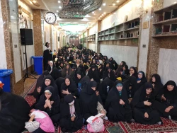 مراسم سخنرانی و مدیحه سرایی در سرداب حرم حضرت عباس علیه‌السلام برگزار شد - گزارش تصویری

مراسم سخنرانی و مدیحه سرایی به همت بعثه مقام معظم رهبری در سرداب حرم حضرت عباس علیه‌السلام و با شرکت انبوه زائران، برگزار شد. 10