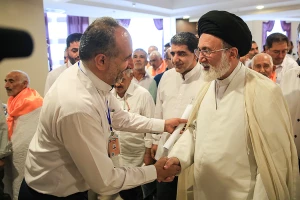 بازدید نماینده ولی فقیه در امور حج و زیارت از هتل زائران ایرانی در مکه