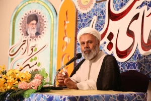 زمزمه دعای کمیل در جوار بیت الله الحرام