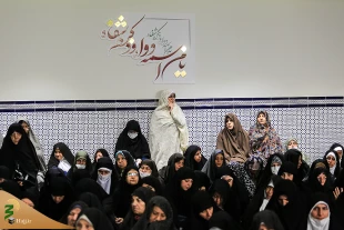 زائران ایرانی در جوار کعبه دعای کمیل را زمزمه کردند  7