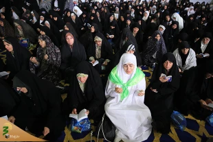 زائران ایرانی در جوار کعبه دعای کمیل را زمزمه کردند  14