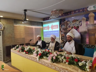 تربت امام حسین (ع )کیمیا بی نظیر وشفابخش بیماریهاست

مسئول دفترنمایندگی بعثه مقام معظم رهبری درعراق گفت: تربت امام حسین را داروی شفابخش بیماریها خواندوگفت سجده بر آن حجابها وموانع قبولی اعمال را برمی دارد. 2