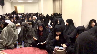 حجت الاسلام و المسلمین هاشمیان:

بهترین ره آورد حج نورانیت و تحول اخلاقی زائرین است 6
