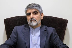 گروه اعزامی وزارت امورخارجه به عربستان، پاسخگوی نیازها و مشکلات زائران  خانه خدا و حرم نبوی است.  2