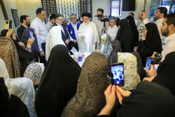 دیدار سرپرست حجاج ایرانی با زائران کشورمان در مکه 10دیدار سرپرست حجاج ایرانی با زائران کشورمان در مکه 21