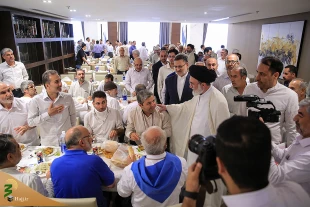 دیدار سرپرست حجاج ایرانی با زائران کشورمان در مکه 4