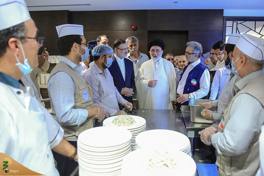 دیدار سرپرست حجاج ایرانی با زائران کشورمان در مکه 5