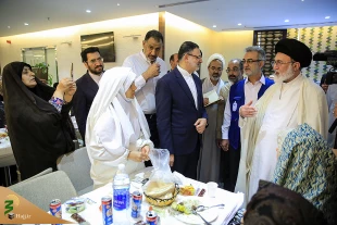 دیدار سرپرست حجاج ایرانی با زائران کشورمان در مکه 9