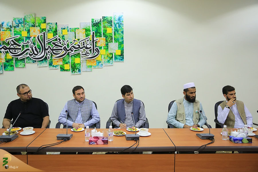 در مکه انجام شد،

دیدار وزیرحج افغانستان با سرپرست حجاج ایرانی 10