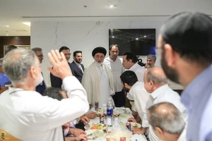 ممثل الولي الفقيه يلتقي الزوار الايرانيين بمكة المكرمة