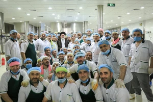بازدید سرپرست حجاج ایرانی از بزرگترین آشپزخانه پخت غذای زائران ایرانی در مکه 