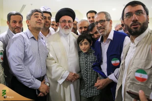 زائرانی یکرنگ با گویش های متفاوت، دیداری مزین به حضور پیرترین و جوان ترین زائر در هتل السابق 2 3