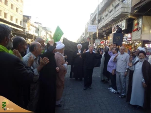 برگزاری موکب امام رضا در شب شهادت امام جواد علیه السلام در کاظمین

به مناسبت شهادت حضرت امام جواد علیهماالسلام زائرین ایرانی امامین جوادین(ع) در قالب موکب امام رضا در کاظمین عزاداری کردند. 2