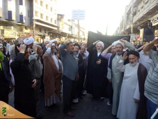 برگزاری موکب امام رضا در شب شهادت امام جواد علیه السلام در کاظمین

به مناسبت شهادت حضرت امام جواد علیهماالسلام زائرین ایرانی امامین جوادین(ع) در قالب موکب امام رضا در کاظمین عزاداری کردند. 2