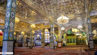 حرم مطهر حضرت خوله دختر امام حسین علیه السلام - شهر بعلبک لبنان

حرم مطهر حضرت خوله (س) در شهر بعلبک لبنان، میزبان عاشقان و ارادتمندان اهل بیت عصمت و طهارت علیهم السلام است و اکنون به یکی از مهمترین آثار گردشگری دینی در لبنان و منطقه تبدیل شده است.  3