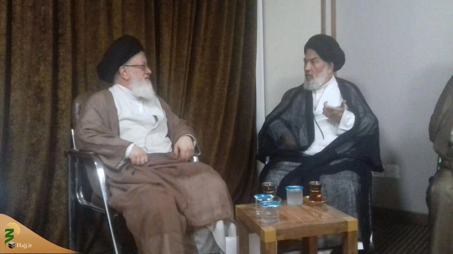 دیدارنماینده بعثه در نجف اشرف با نماینده رهبری در عراق

حجت الاسلام و المسلمین علم الهدی مسئول دفتر نمایندگی بعثه مقام معظم رهبری در نجف اشرف با حجت الاسلام و المسلمین حسینی نماینده مقام معظم رهبری در عراق دیدار و گفتگو کرد. 2