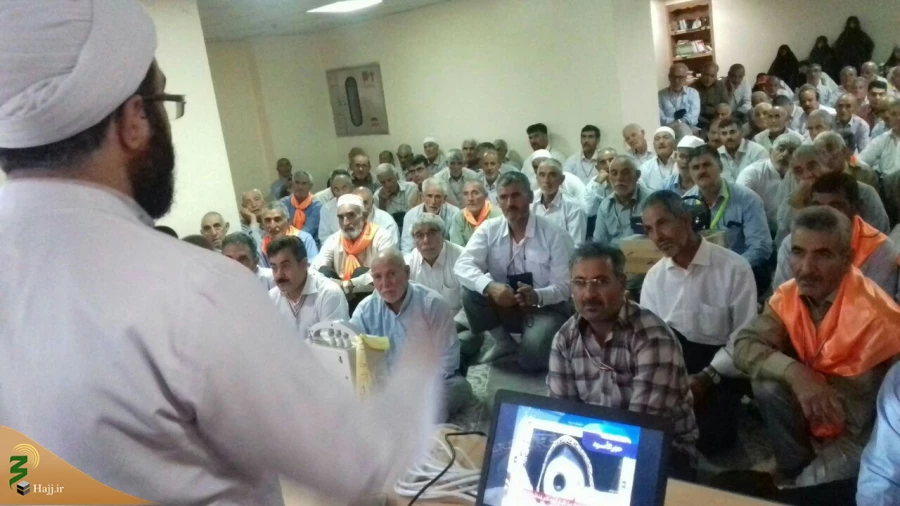 استقبال بیست هزار نفری حجاج از مراسم روایتگری مکه شناسی  3
