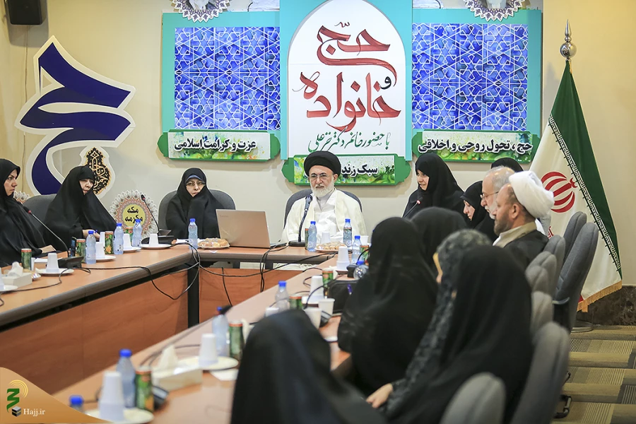 حج فرصتی برای بیان آموزه های دینی و ایده های بهتر زندگی اسلامی است  11
