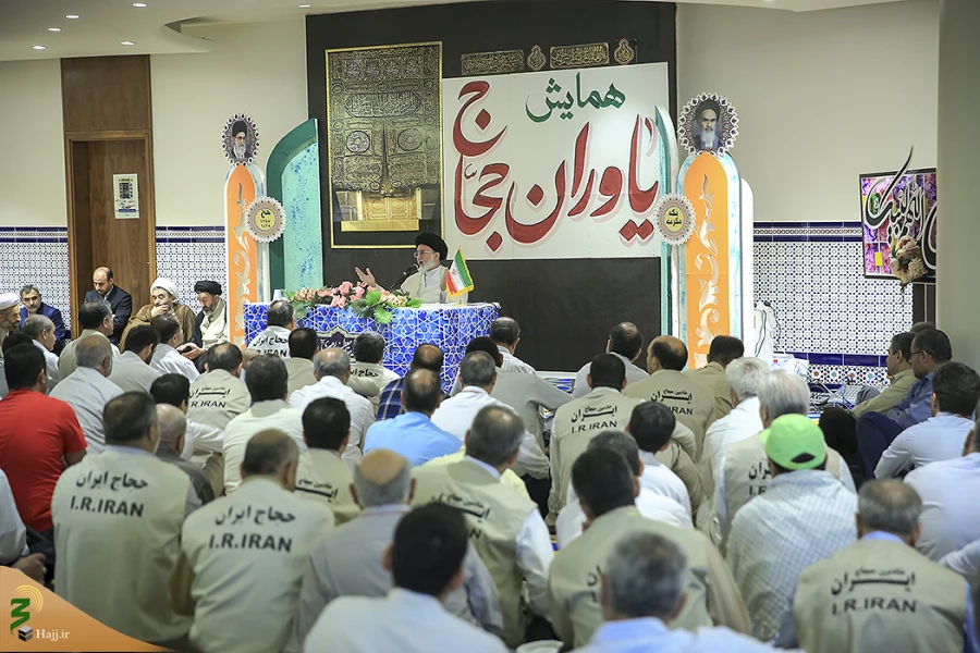 نماینده ولی فقیه در امور حج و زیارت:

یاوران حجاج بازوان عملیاتی شورای فرهنگی هستند  7