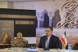 رئیس سازمان حج و زیارت:

 پزشکان، حجاج را درباره مسائل درمانی و بهداشتی در ایام تشریق توجیه کنند