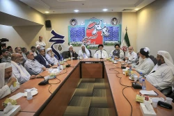 اهل بیت پیامبر(ص) محور مشترک وحدت در جهان اسلام  8