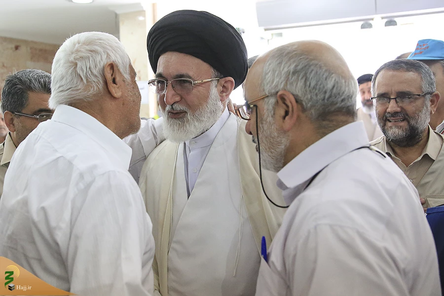 دیدار صمیمانه سرپرست حجاج ایرانی با زائران سه استان کشورمان  8