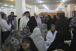 دیدار صمیمانه سرپرست حجاج ایرانی با زائران سه استان کشورمان  12