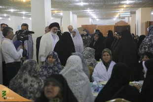 دیدار صمیمانه سرپرست حجاج ایرانی با زائران سه استان کشورمان  12