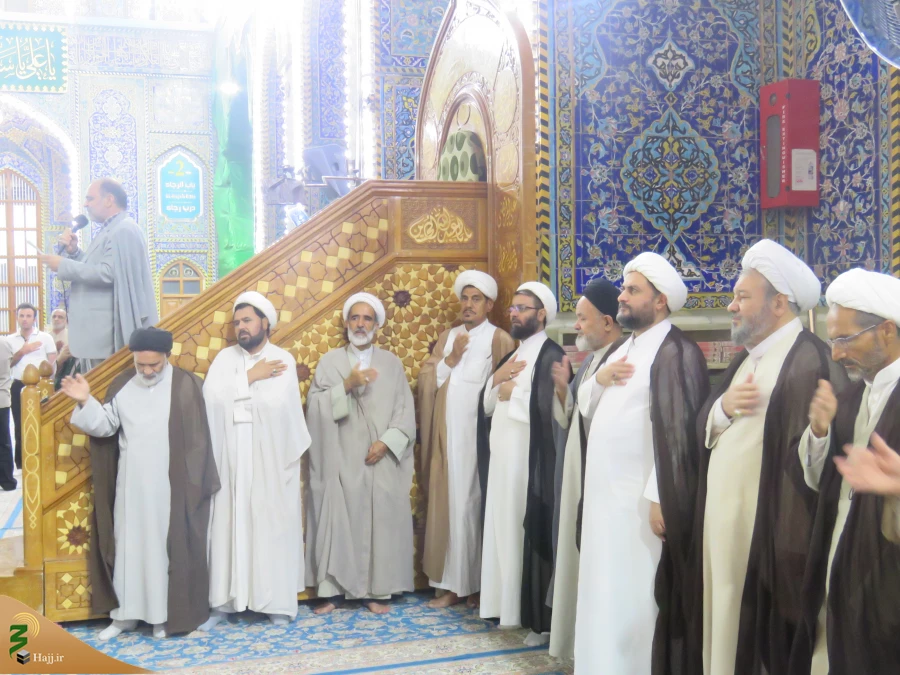جان شهدای کربلا را چه کسی قبض روح کرد؟

شخصیت‌شناسی حادثه عاشورا در کربلا عنوان بحث سخنران بعثه مقام معظم رهبری در جمع زائران حسینی است که در آن ویژگی‌های منحصر به فرد یاران آن حضرت مطرح می شود. 5