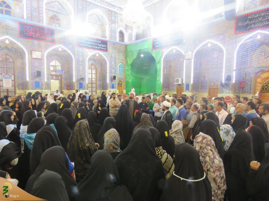 برنامه روایتگری معرفی ستارگان حرم درحرم سیدالشهدا(ع)

برنامه روایتگری باعنوان ستارگان حرم که به معرفی  زیارتگاه ها و به ویژه علمای مدفون در حرم سیدالشهدا علیه السلام میپردازد، بعداز برنامه سخنرانی ومداحی بعثه اغاز می شود. 2