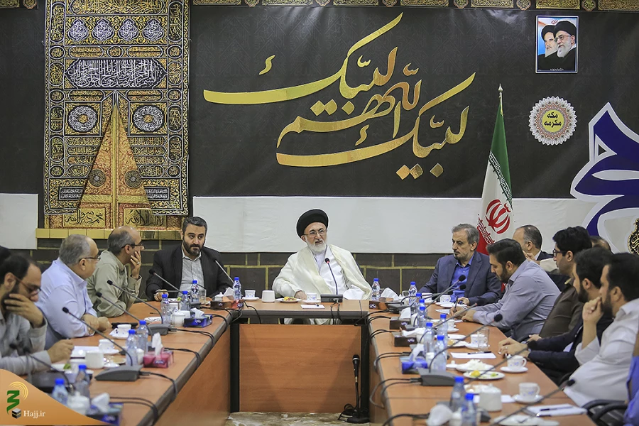 درمکه انجام شد؛

دیدارگروه اعزامی صداوسیما به سرزمین وحی با سرپرست حجاج ایرانی 2