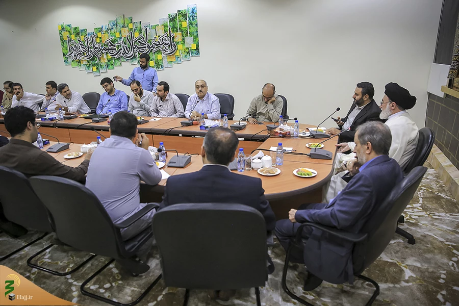 درمکه انجام شد؛

دیدارگروه اعزامی صداوسیما به سرزمین وحی با سرپرست حجاج ایرانی 6