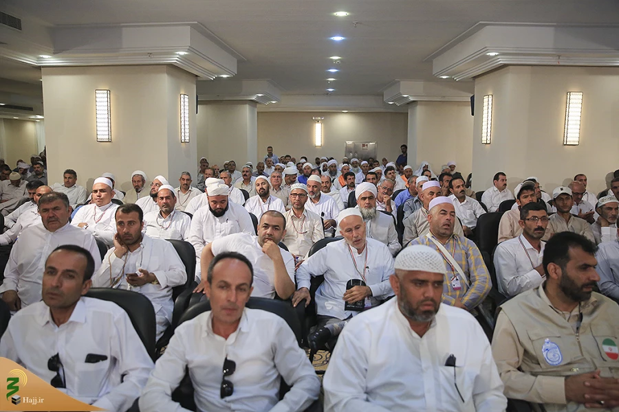 حجت الاسلام و المسلمین قاضی عسکر :

وحدت کلمه از مهمترین برکات حج است 3