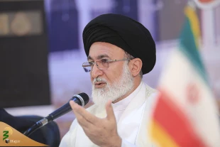 حجت الاسلام و المسلمین قاضی عسکر :

وحدت کلمه از مهمترین برکات حج است 4
