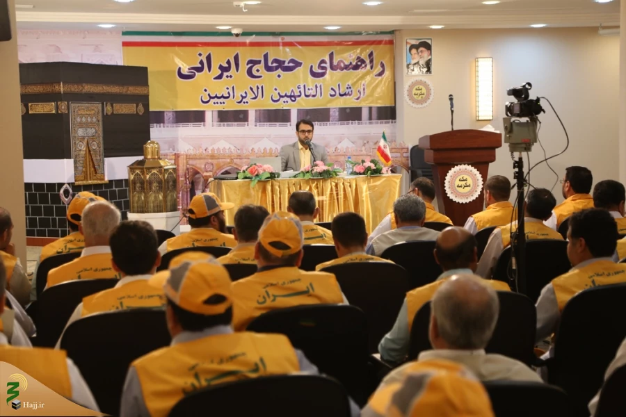 حجت‌الاسلام ‌و المسلمین قاضی‌عسکر:

اسلام دین اجتماعی است و توصیه به نوع‌دوستی و خدمت به مردم می‌کند
 6