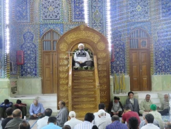 بدن غلام سیاه امام حسین(ع) مثل ماه می درخشیدوخوشبوبود

خطیب بعثه مقام معظم رهبری در کربلا در جمع زائرین ایرانی در حرم امام حسین(ع) از برکت دعاى حضرت سیدالشهدا(ع)روى غلام مانند ماه تمام درخشیدن گرفت و بوى عطر از وى به مشام رسید. چنانکه وقتى بدن او را بعد