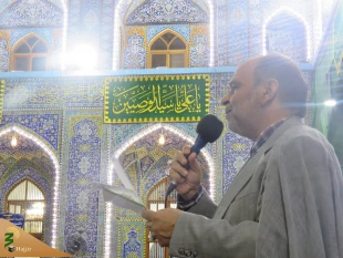 بدن غلام سیاه امام حسین(ع) مثل ماه می درخشیدوخوشبوبود

خطیب بعثه مقام معظم رهبری در کربلا در جمع زائرین ایرانی در حرم امام حسین(ع) از برکت دعاى حضرت سیدالشهدا(ع)روى غلام مانند ماه تمام درخشیدن گرفت و بوى عطر از وى به مشام رسید. چنانکه وقتى بدن او را بعد