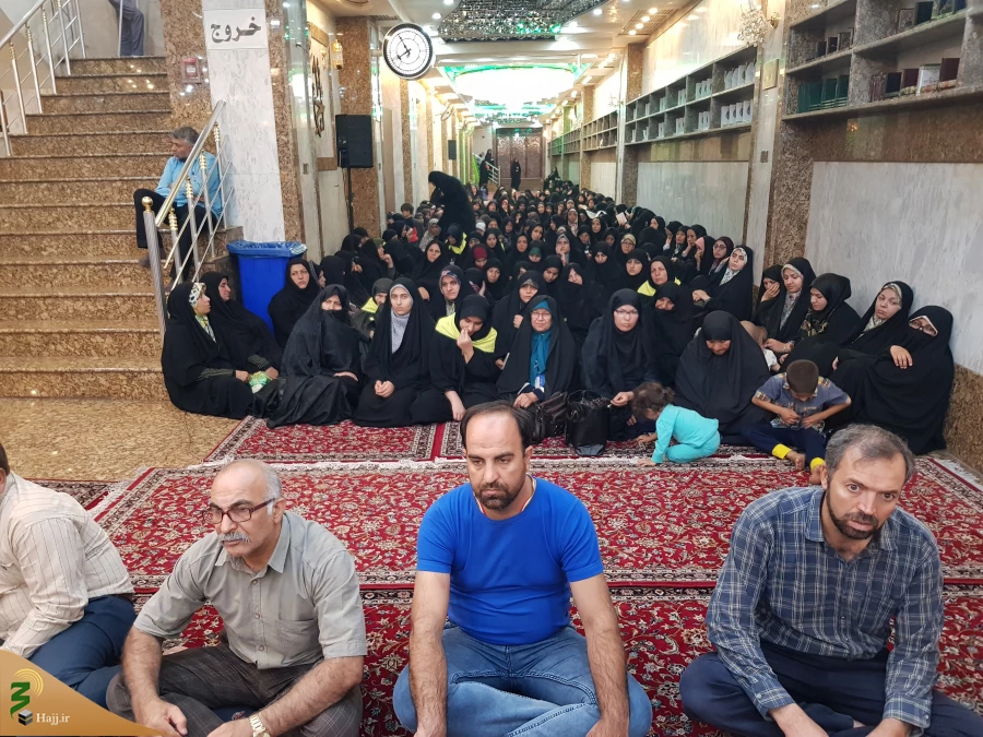 شباهت های عجیب یحیی بن زکریا و امام حسین علیه السلام

خطیب بعثه مقام معظم رهبری در کربلا در جمع زائرین ایرانی در سرداب حرم حضرت عباس(ع)گفت:حضرت زکریا(ع) از خداوند خواست تا پسری همانند حسین(ع) به او عطا کند و اینگونه شد که یحیی(ع) نیز مانند حضرت سیدالشهد