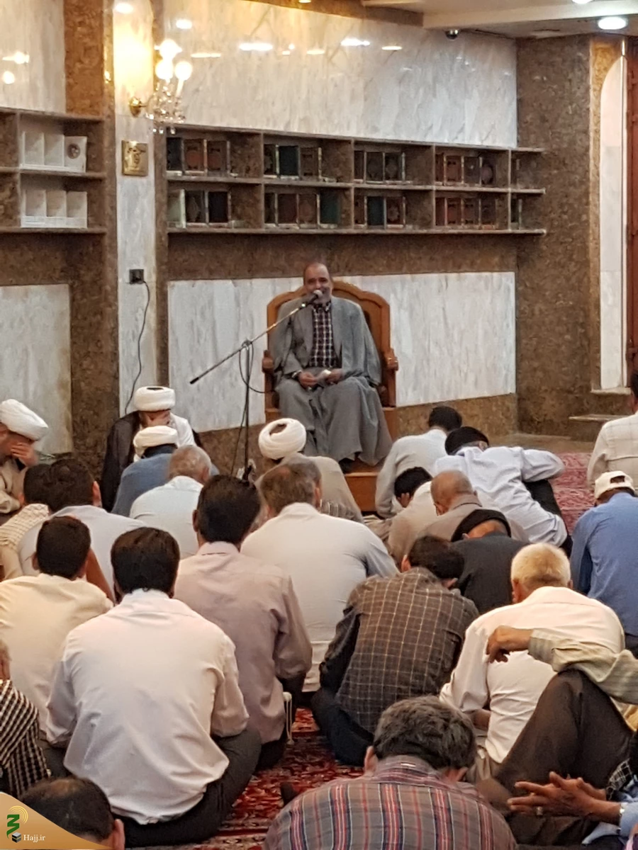 شباهت های عجیب یحیی بن زکریا و امام حسین علیه السلام

خطیب بعثه مقام معظم رهبری در کربلا در جمع زائرین ایرانی در سرداب حرم حضرت عباس(ع)گفت:حضرت زکریا(ع) از خداوند خواست تا پسری همانند حسین(ع) به او عطا کند و اینگونه شد که یحیی(ع) نیز مانند حضرت سیدالشهد